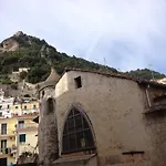 Sharon House Готель