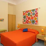 Готель Sharon House