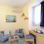 Sharon House 3* Амальфі