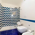 Sharon House Готель Амальфі
