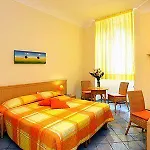 Sharon House Амальфі