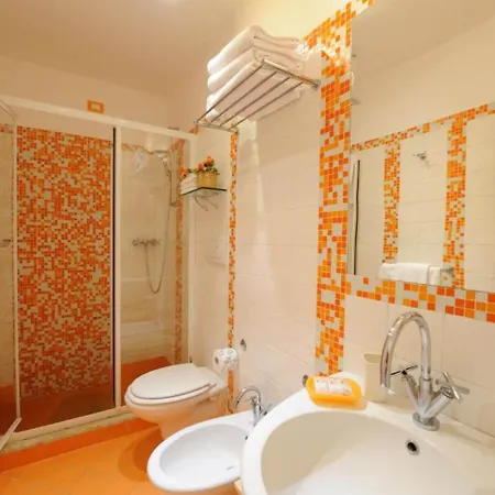 מלון Sharon House אמאלפי