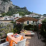 Hotel Sharon House 3*