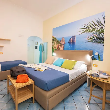 Sharon House 3*