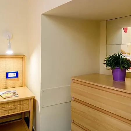 Sharon House 3*