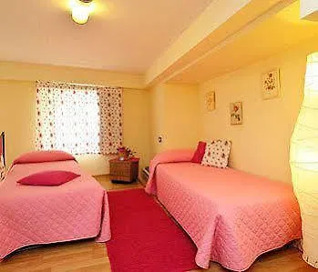 Sharon House 3*