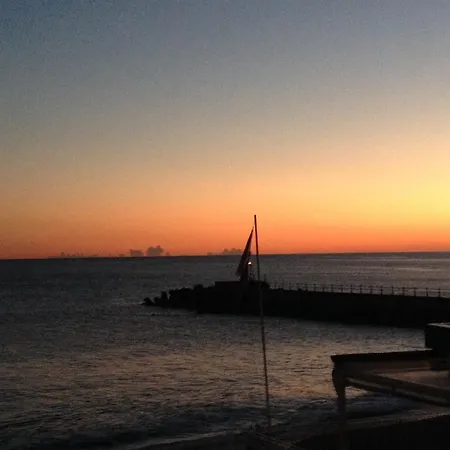 فندق Sharon House